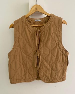 Chaleco beige acolchado