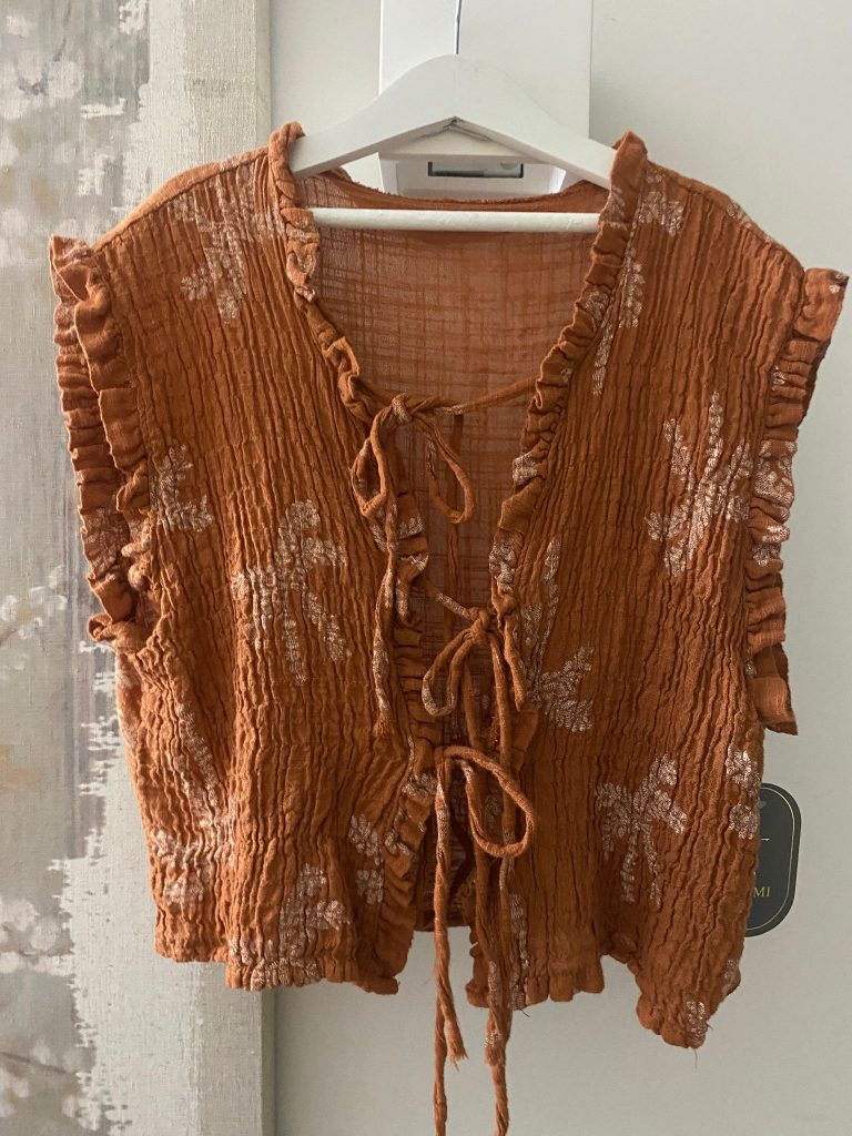 f5eb046f-4231-454f-a676-ed95c62d51d2