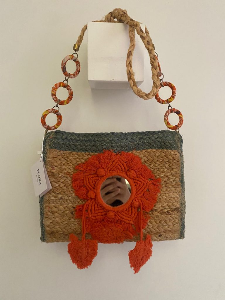 d0c7c77a-f0df-4d86-961a-32ce68b3143b