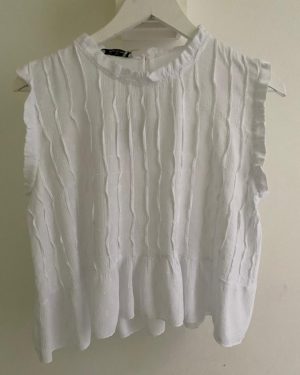 Blusa Sin Mangas con Cuello Redondo